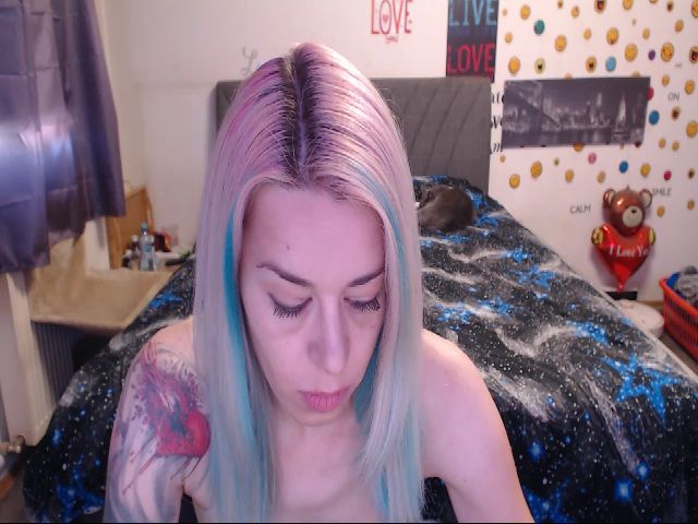 Live sex webcam photo for Directgirl #259187579