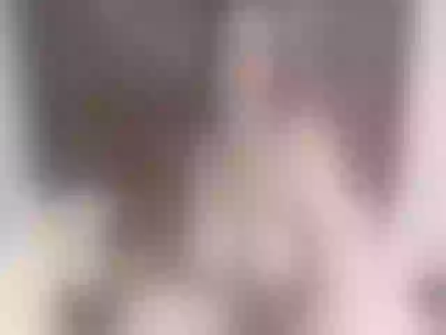 Live sex webcam photo for GreenBlondie #258963096