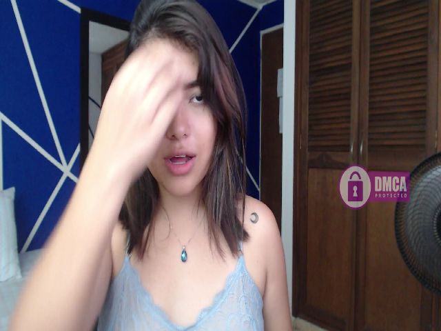 Live sex webcam photo for Angelin_cute #252271361