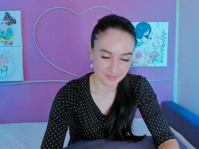 Live sex webcam photo for Lilly_Shine #263571360