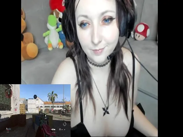 Live sex webcam photo for PrincessBluu #262708793