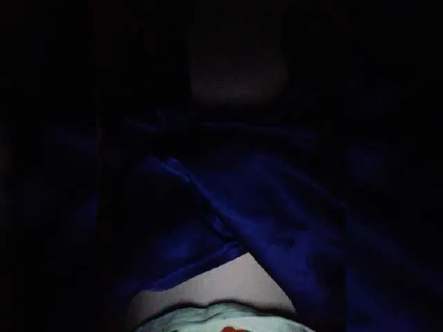 Live sex webcam photo for BADmoms #242924932