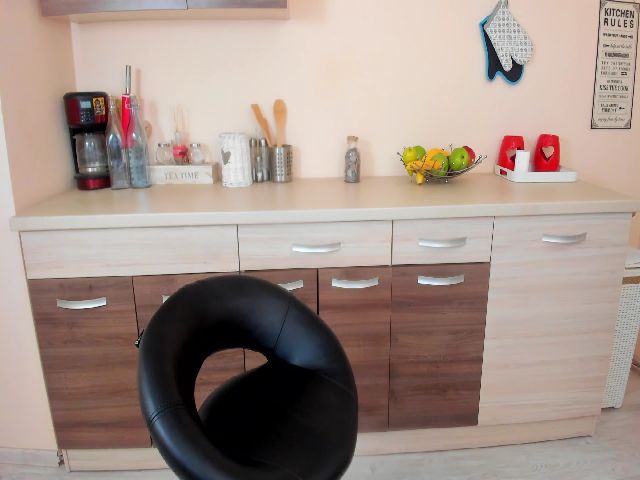 Live sex webcam photo for KimoraJoy #287860814