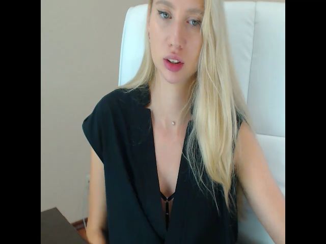 Live sex webcam photo for Miss_Sylvia #256322062