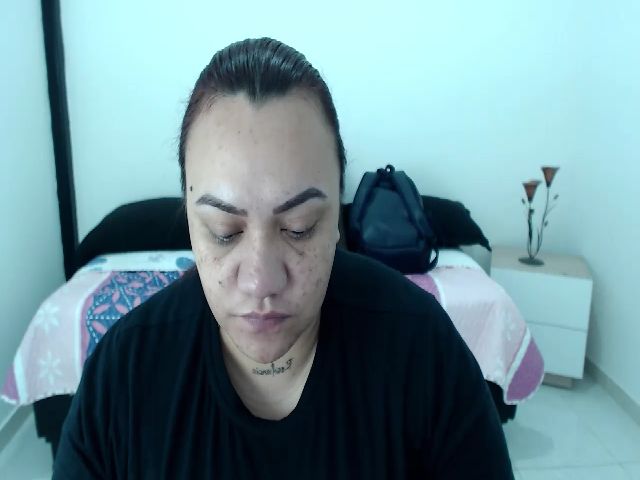 Live sex webcam photo for KimmyStone #253766132