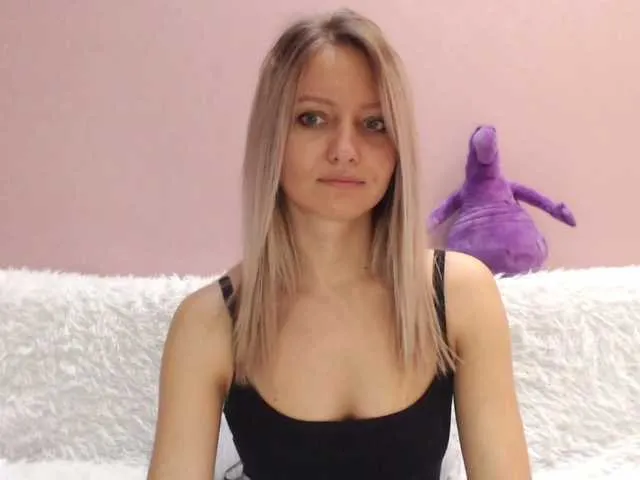 Live sex webcam photo for Gamora- #241303976