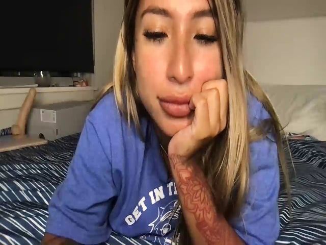 Live sex webcam photo for QuantumRealm1 #262958060