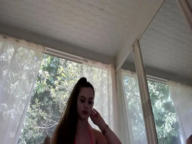 Live sex webcam photo for PerfectAle #263615714