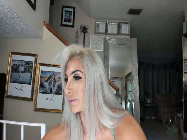 Live sex webcam photo for ADRIANA_FOX #254292698