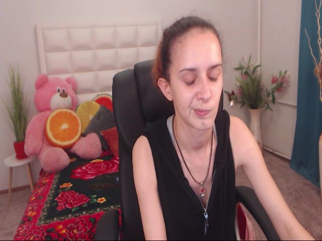 Live sex webcam photo for IrisNichols #260898583