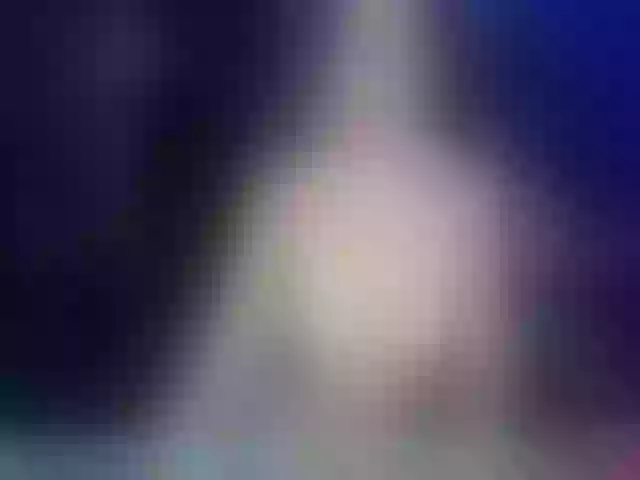 Live sex webcam photo for Luisacute #253659873