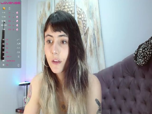 Live sex webcam photo for Eva_sin26 #254847816