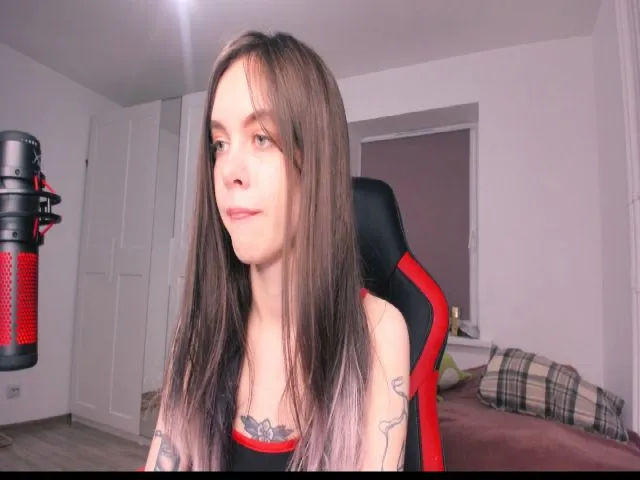 Live sex webcam photo for MyLittlePorno #254628577