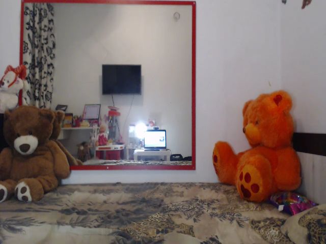 Live sex webcam photo for Adelinesugar #256556793