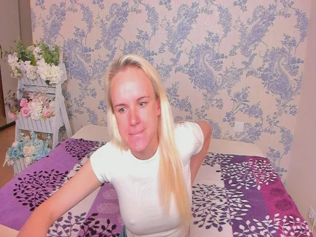 Live sex webcam photo for SusanSmite #257832339
