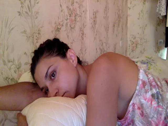 Live sex webcam photo for JolyBoss #253655469