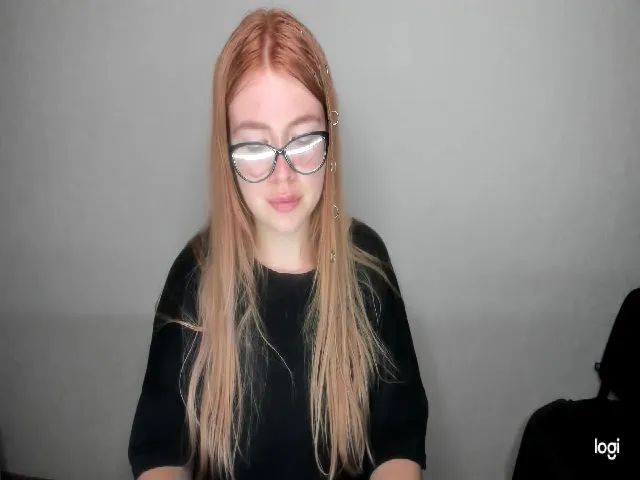 Live sex webcam photo for milafix #260821620