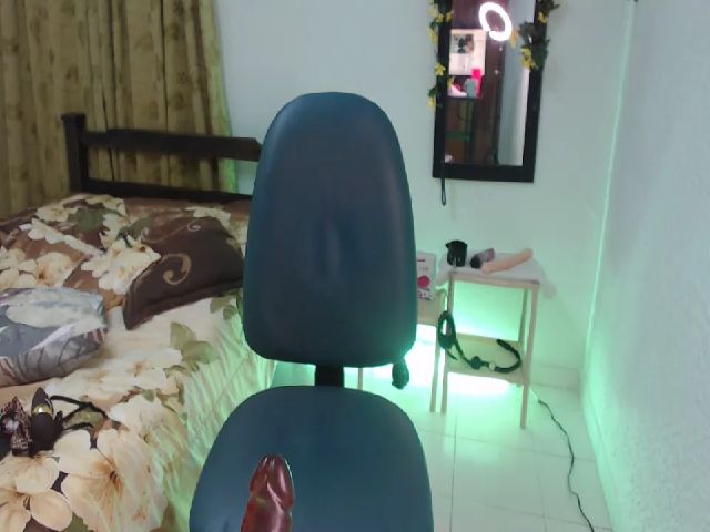 Live sex webcam photo for Queen_cata #261825159