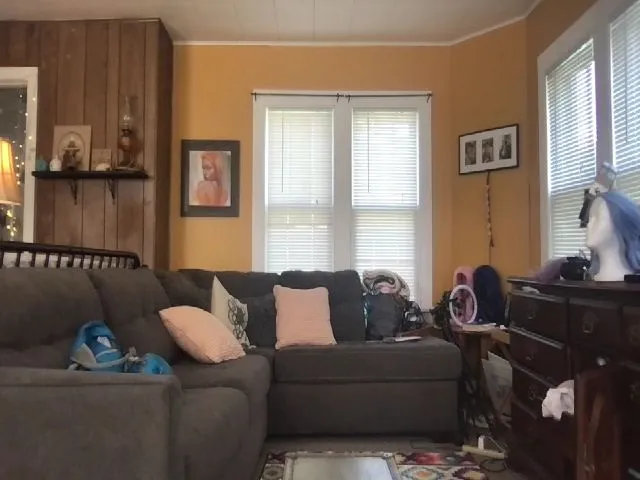 Live sex webcam photo for superfast992 #263760907