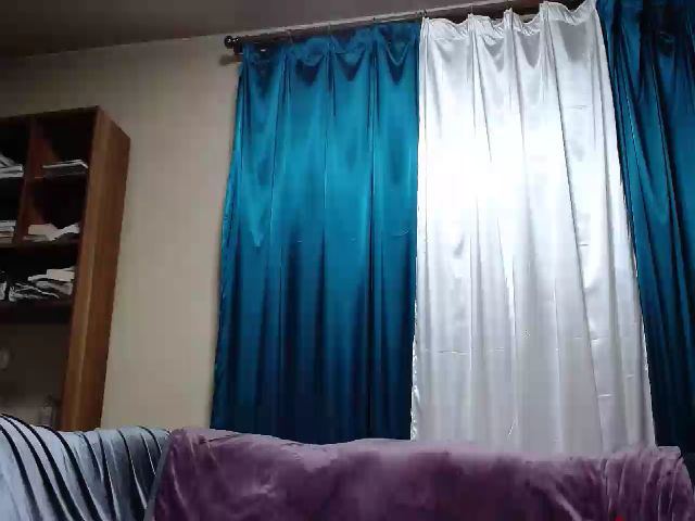 Live sex webcam photo for Melissiah #253409913