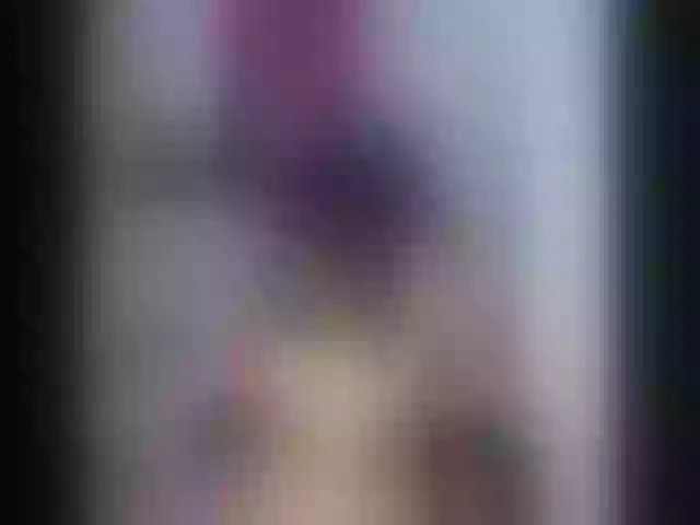 Live sex webcam photo for Sweeetx69 #255063768