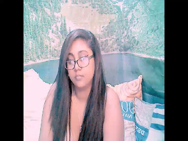 Live sex webcam photo for indianruby99 #258994398