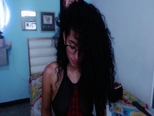 Live sex webcam photo for Jade_lee88 #254446936