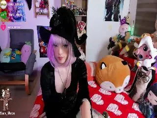 Live sex webcam photo for Sara_Skys #252114578