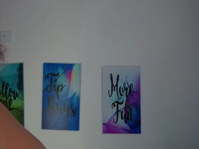 Live sex webcam photo for natachaxxx22 #287854269