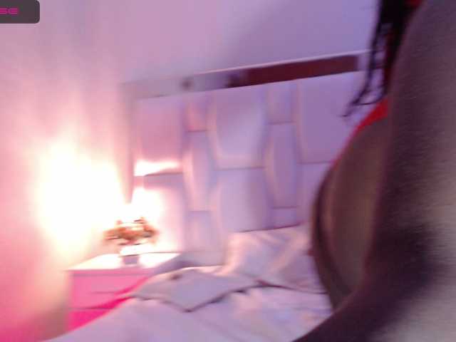 Live sex webcam photo for Amy-Forestt #247792212