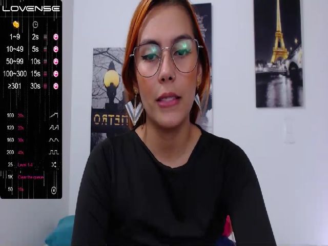 Live sex webcam photo for Alessiafioore #262076297