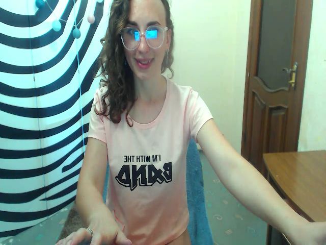 Live sex webcam photo for HeartGirl #254482548