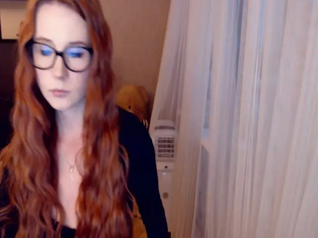 Live sex webcam photo for Klementina666 #255715128