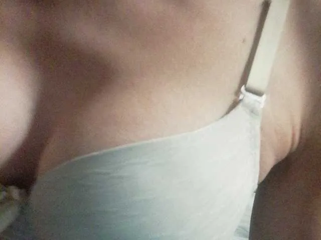 Live sex webcam photo for businka11223a #241084659
