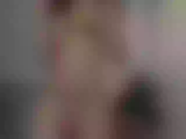 Live sex webcam photo for SexiCanela99 #252810695