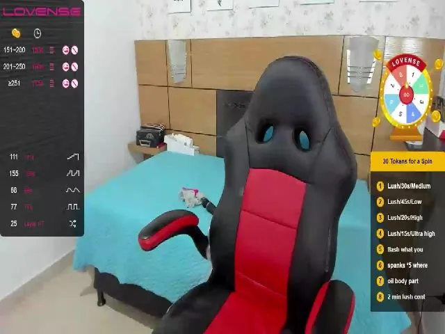 Live sex webcam photo for Kloemss #256375204
