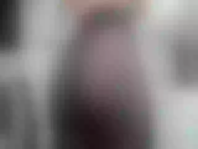 Live sex webcam photo for Sweet_tits2 #258997703