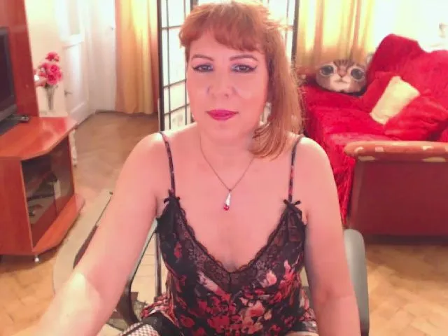 Live sex webcam photo for DivineJulia #259961951