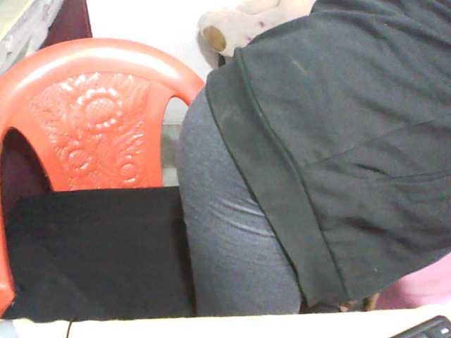 Live sex webcam photo for petitechou #251266676