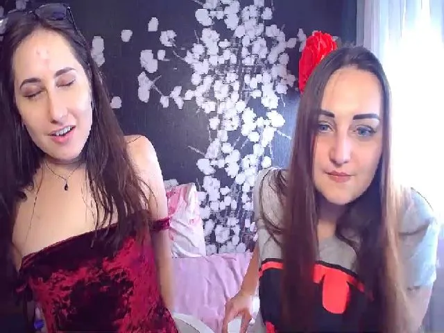 Live sex webcam photo for Nilla_Chim__ #252785002