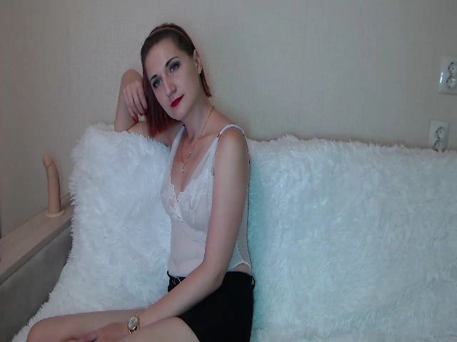 Live sex webcam photo for MilaSwan #265142321