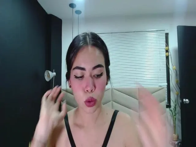 Live sex webcam photo for ShenLong3 #265111108