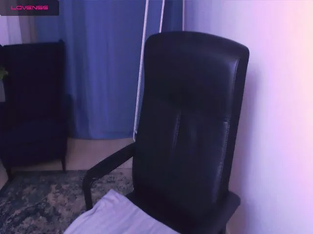 Live sex webcam photo for JIJISPA #261038264