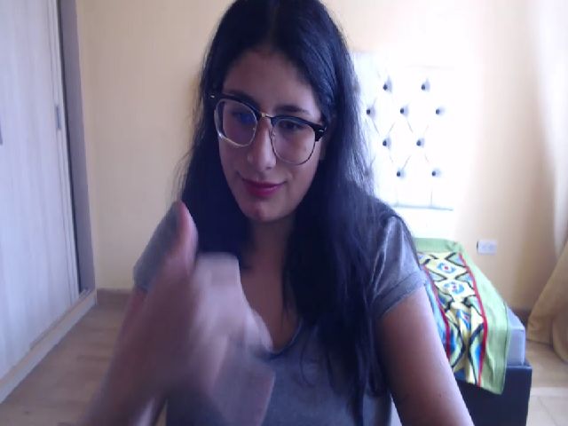 Live sex webcam photo for Aishafoxxx #253185931