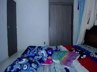 Live sex webcam photo for Jessycutie #252100815