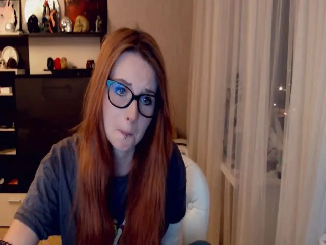 Live sex webcam photo for Klementina666 #265203031