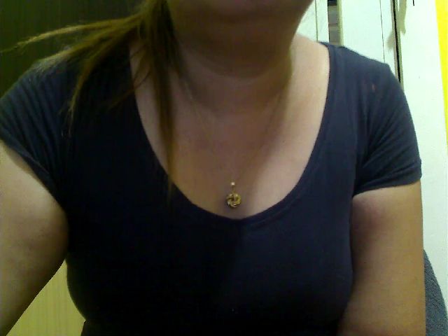 Live sex webcam photo for LiL_Spermaid #264090830