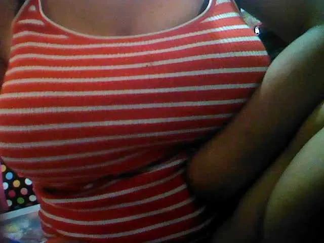 Live sex webcam photo for BarbieBigTits #240941715