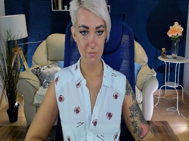 Live sex webcam photo for AkioTy #254696006