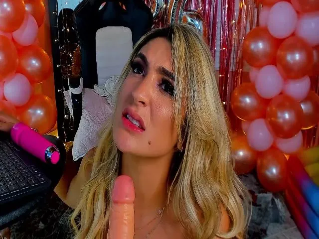 Live sex webcam photo for IsabelaBrown #256206666